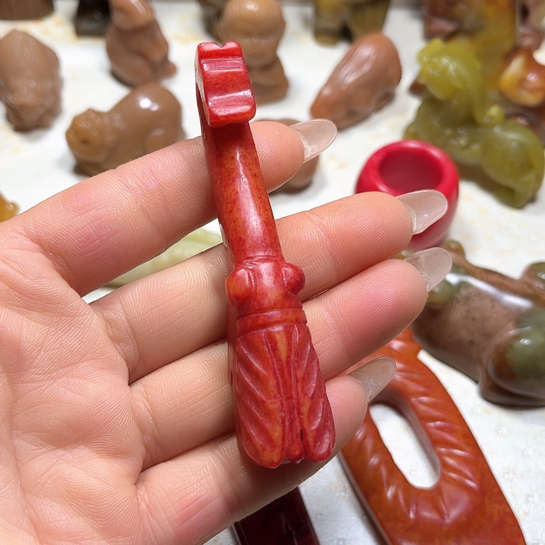 白玉菩提吊坠白玉菩提吊坠