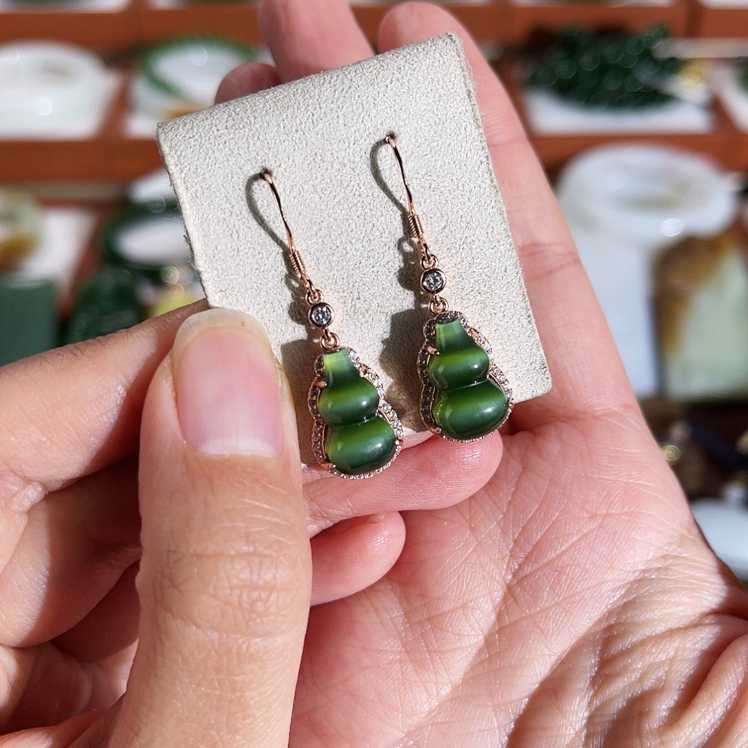 和田玉银S925镶嵌耳饰