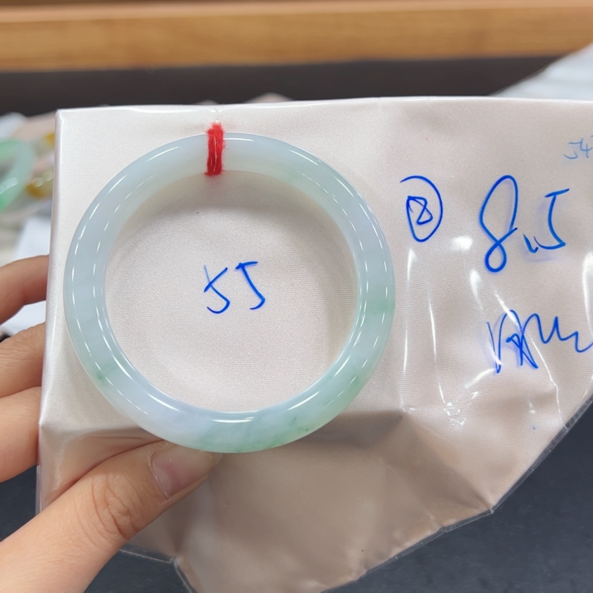 【闪购商品】翡翠手镯未镶嵌手镯