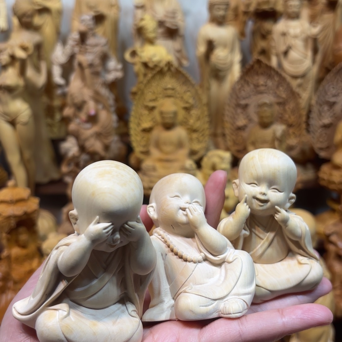 黄杨木黄杨木瑕疵三不和尚