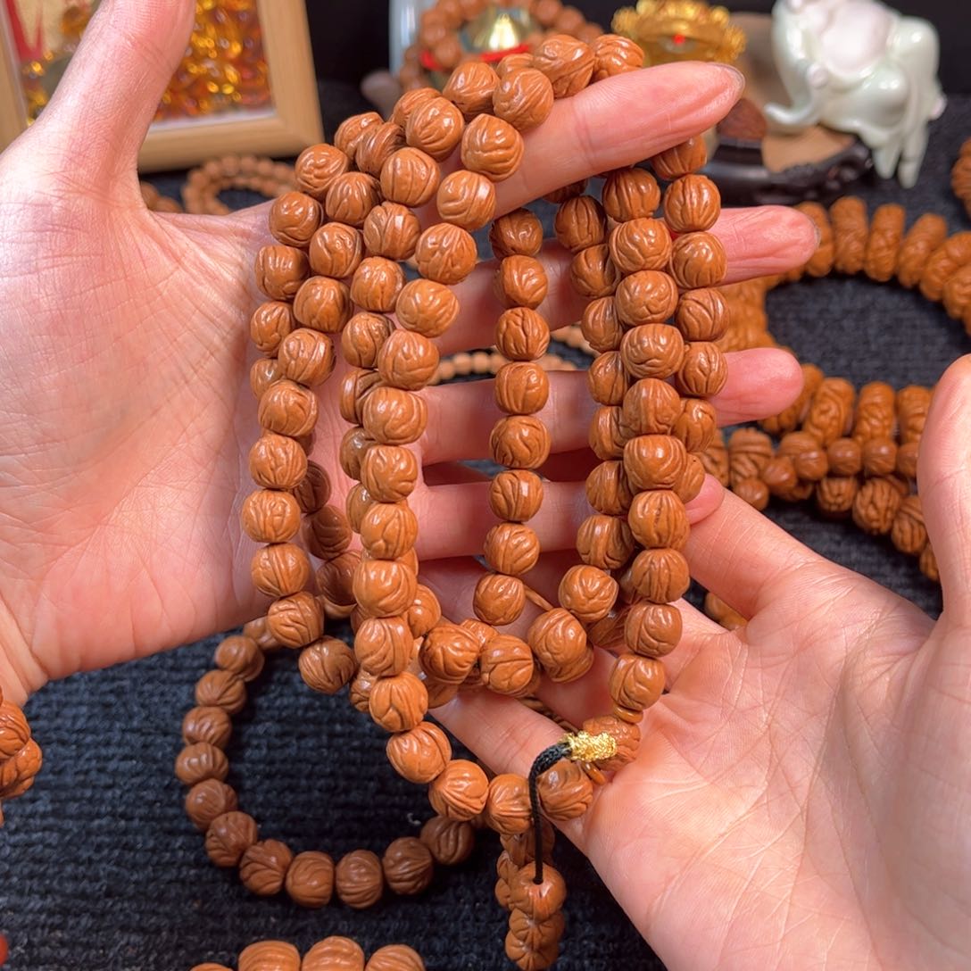 文玩核桃手串A**AC11桃核脖挂108