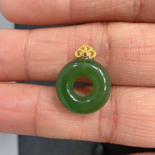 和田玉颈饰18K金镶嵌加扣高1.8