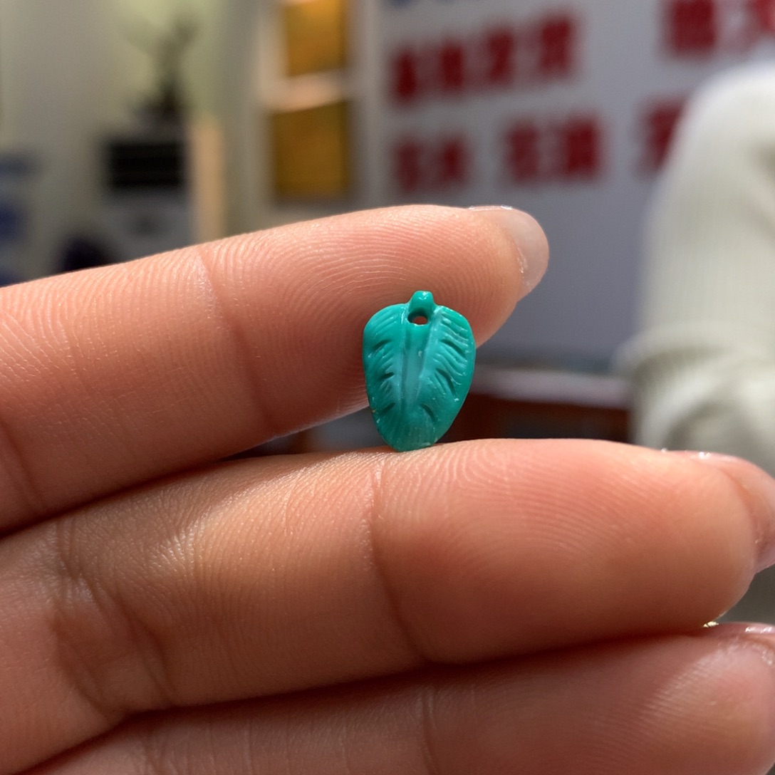 绿松石配饰未镶嵌