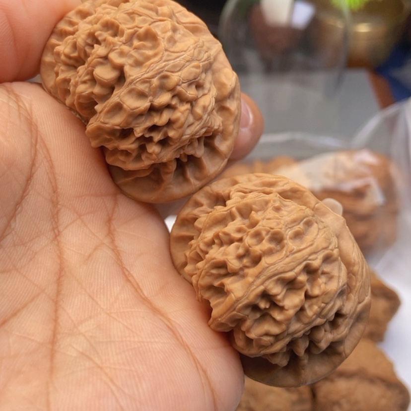 【闪购商品】文玩核桃把件42宫灯全品