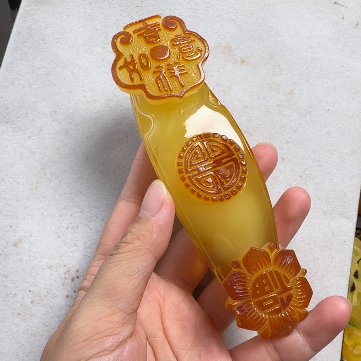 未镶嵌蜜蜡珠宝奇石