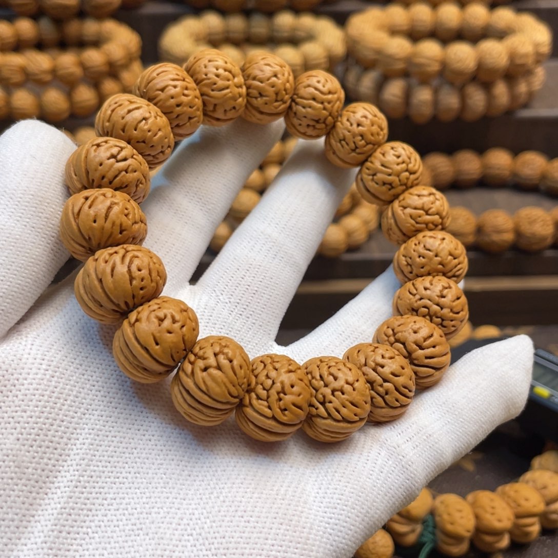 手串桃核不****.树王纽扣脐中脐精品