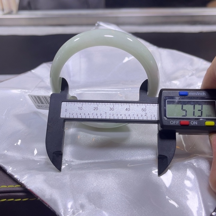 翡翠手镯未镶嵌天然A货翡翠缅料手镯多样性发货团购发一件