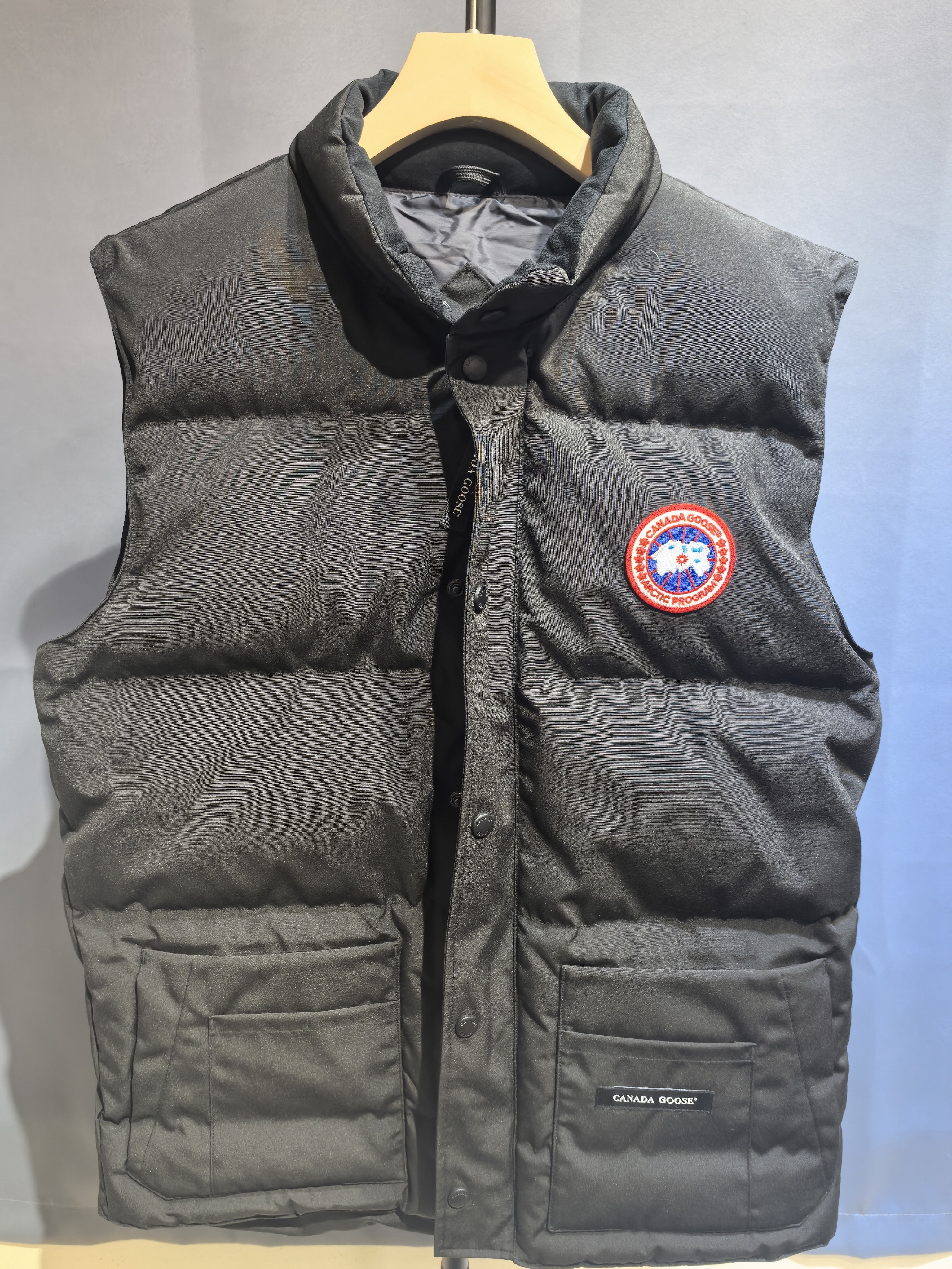 99新 加拿大鹅 【L】Canada goose马甲