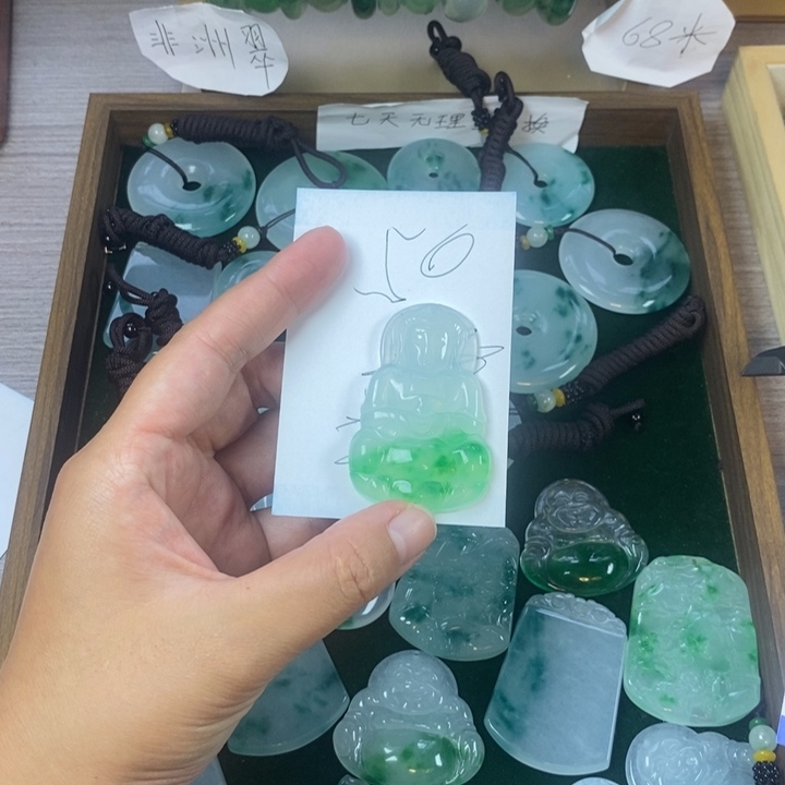 非金属石英石观音吊坠