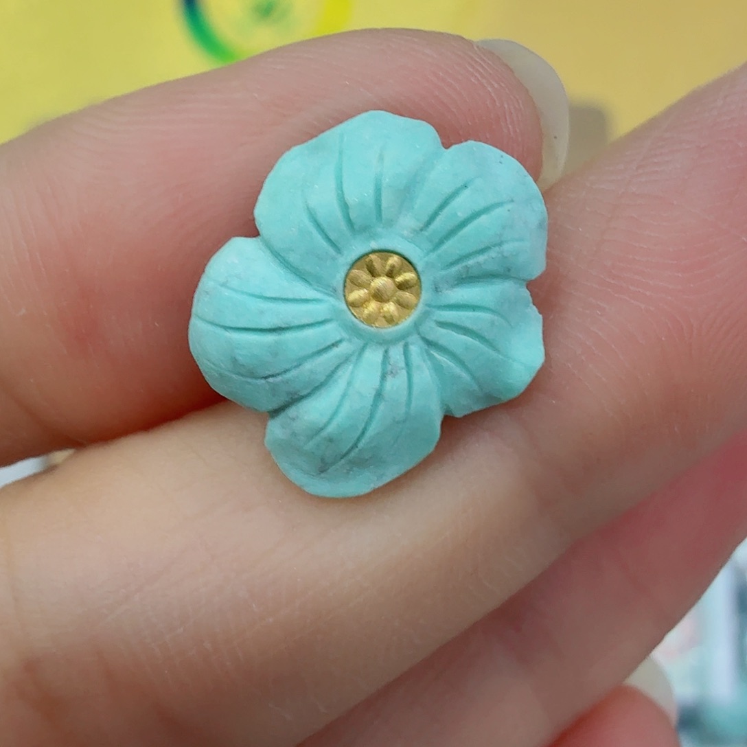 未镶嵌绿松石珠宝奇石