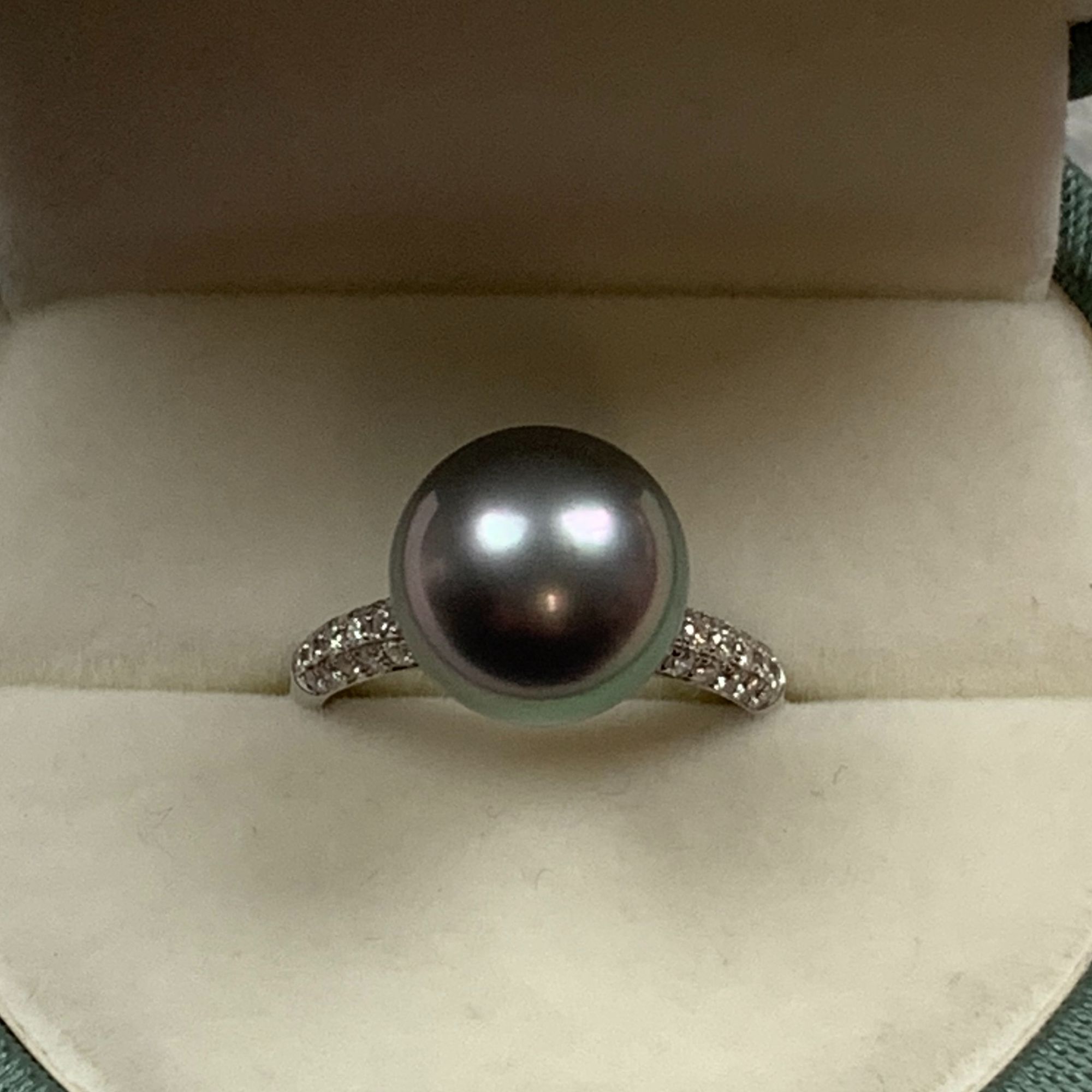 【春季新品】海水珍珠大溪地黑珍珠戒指18K金镶钻10.9mm铂金灰正圆