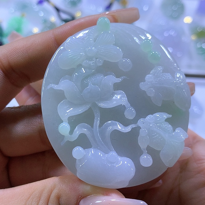 翡翠颈饰未镶嵌天然翡翠A货吊坠