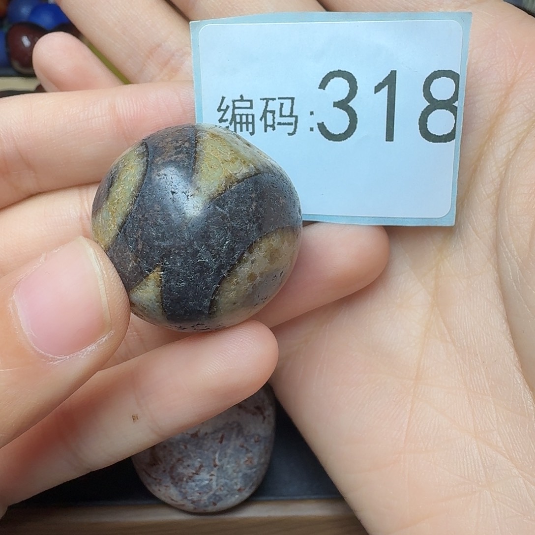 奕***辰玛瑙/玉髓未镶嵌卡88888