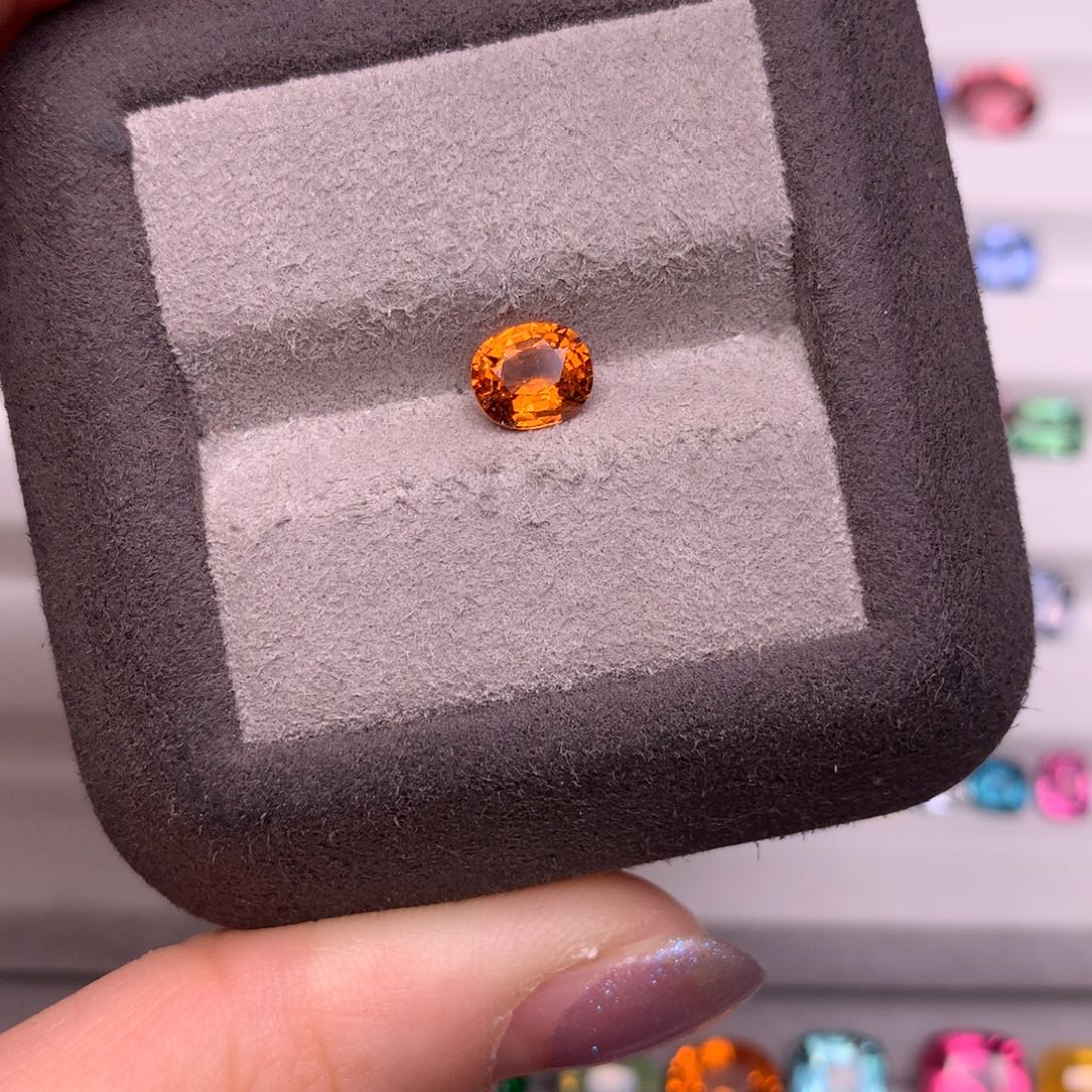 石榴石裸石未镶嵌1.03克拉