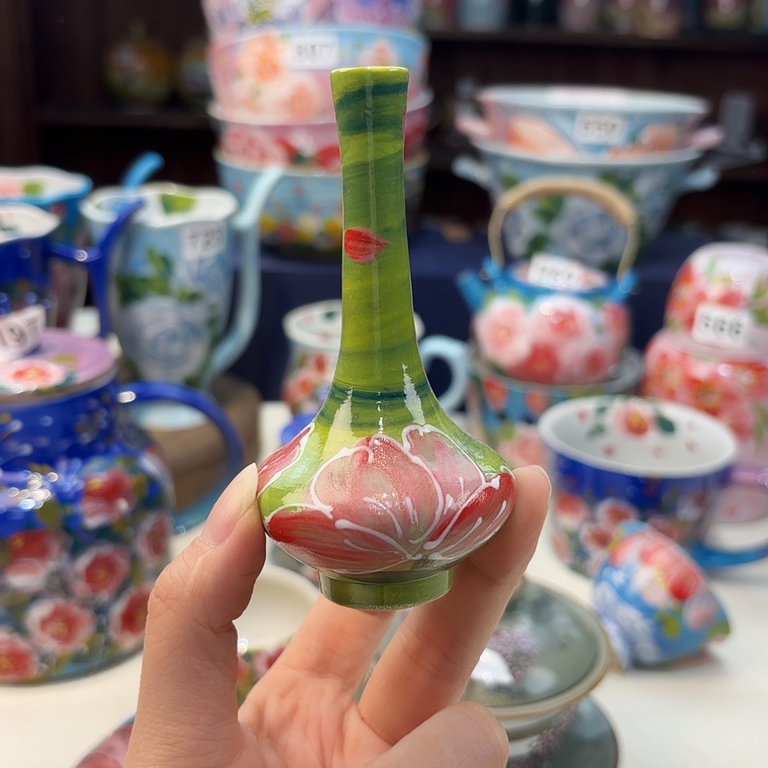 瓷片兔兔好可爱呀打