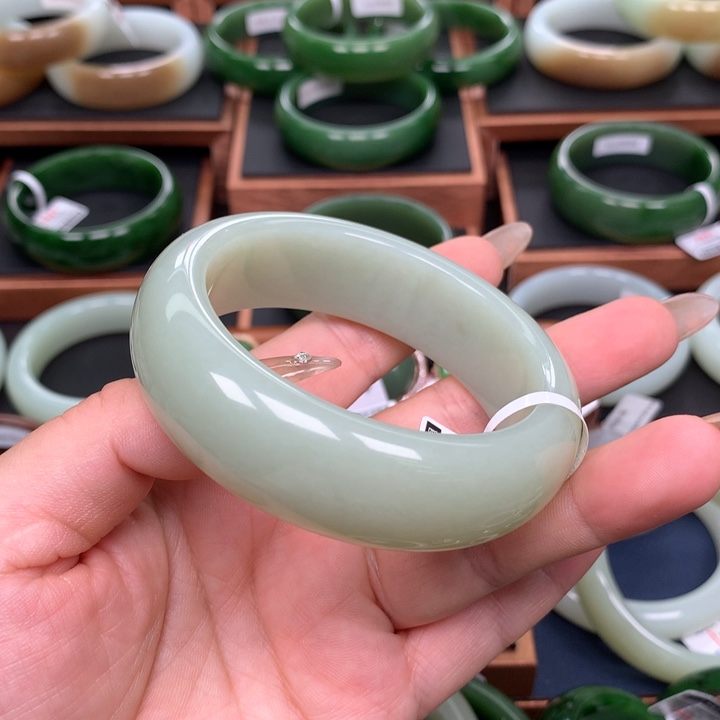 和田玉5758圈口未镶嵌