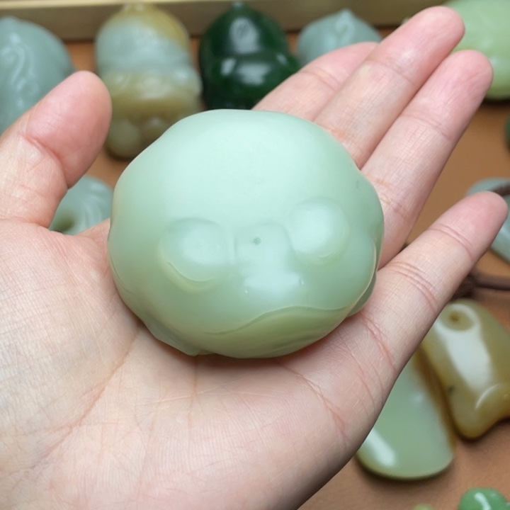 【闪购商品】颈饰未镶嵌和田玉?****?不退不换