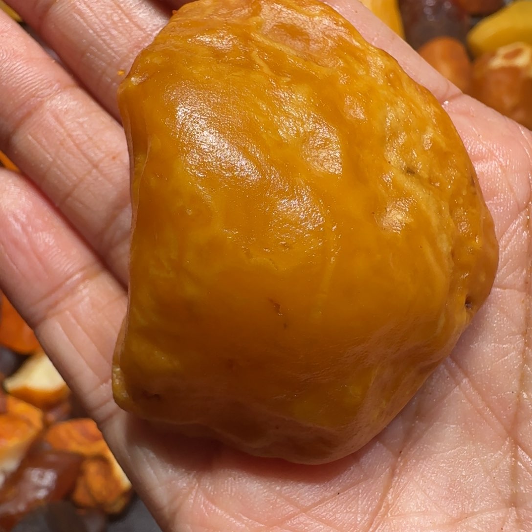 定制琥珀未镶嵌专属定制