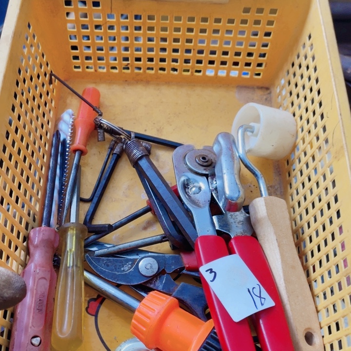 东***猫家用工具五金杂货