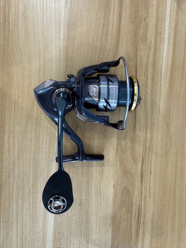 谷山苍穹精品纺车轮25003000型号远投泛用淡海水通用