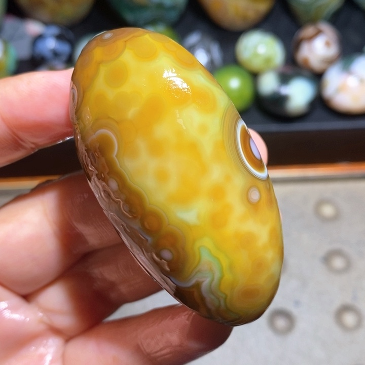 玛瑙/玉髓未镶嵌珠宝半成品