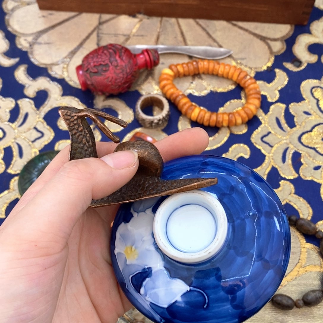 瓷片不会哈哈哈哈哈哈哈哈