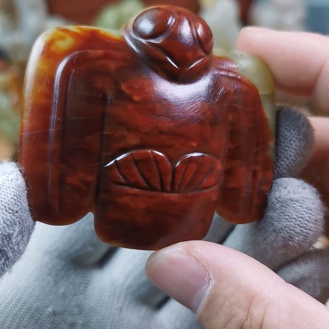 和田玉（糖玉）车挂未镶嵌尚**玩