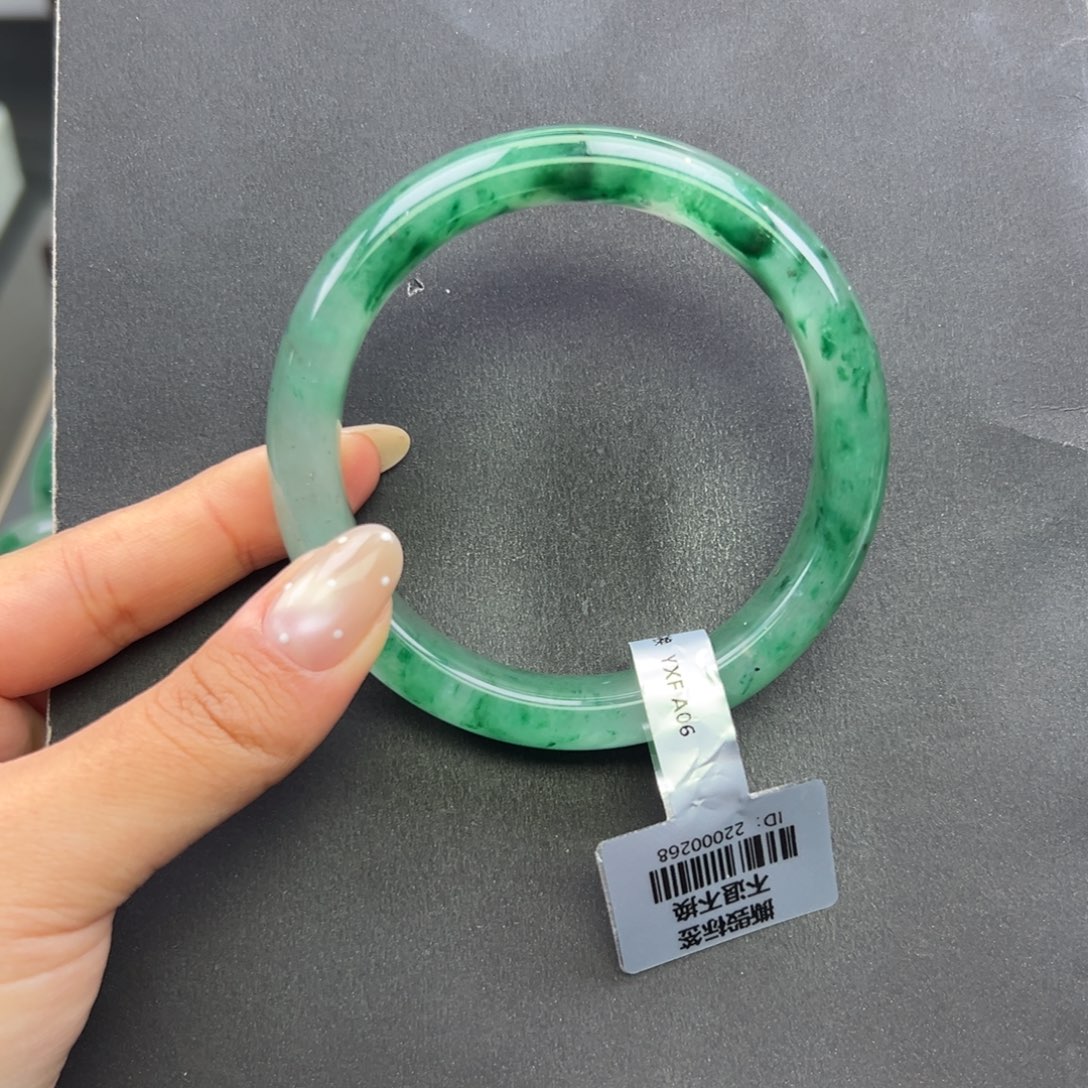 d***u石英质玉未镶嵌手镯+周周61.5