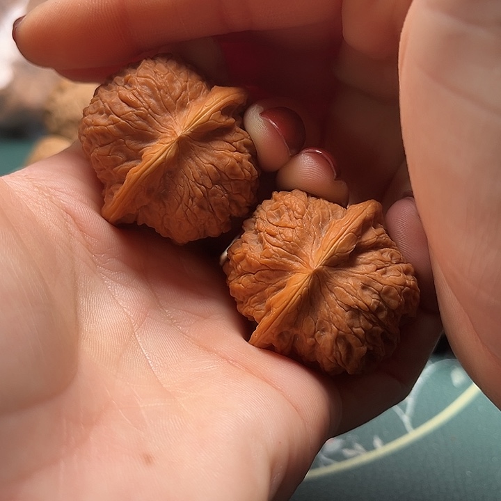 文玩核桃把件3 血麒麟