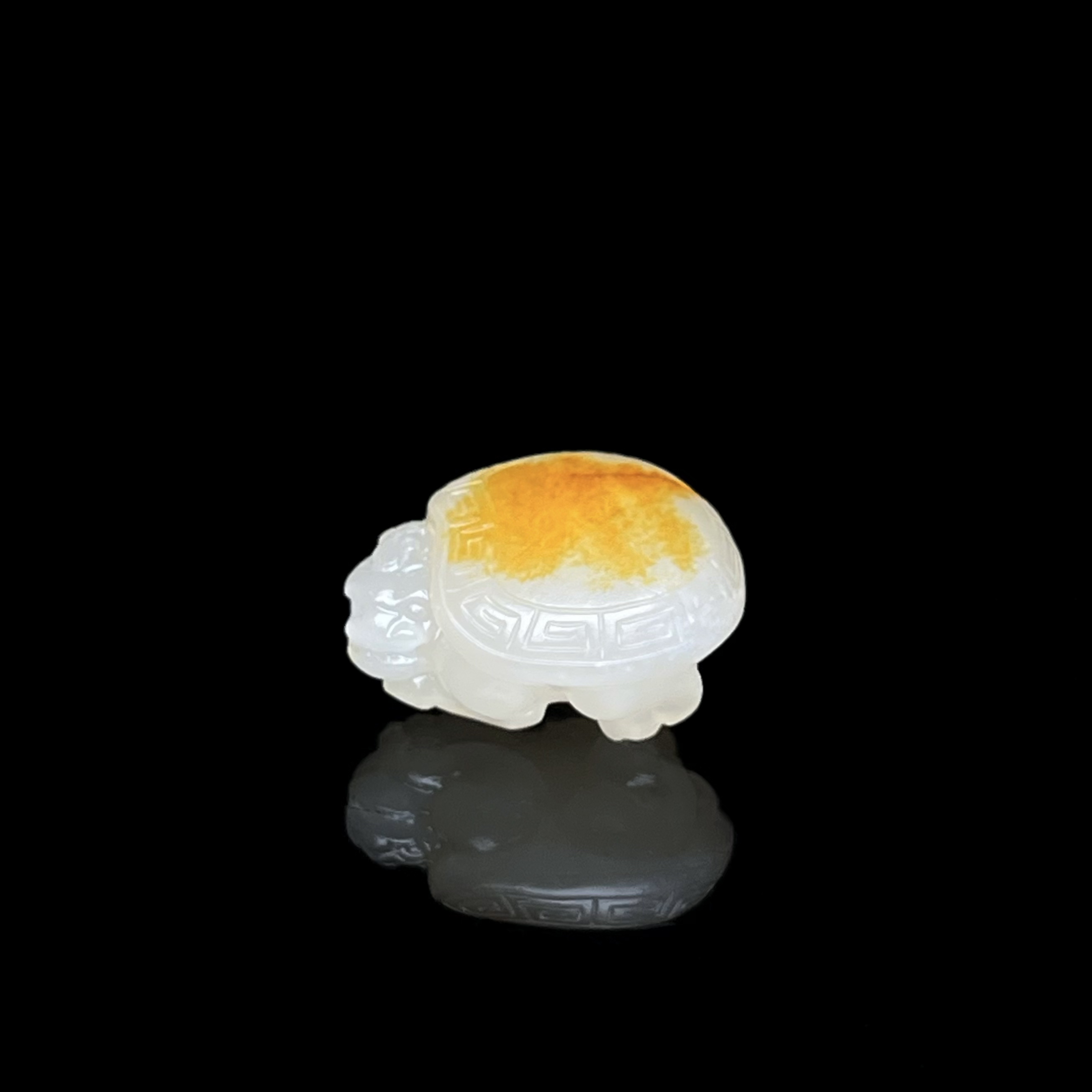 【瑞兽小龙龟】新疆和田玉 黄皮白肉 一级白细 挂件3.6克