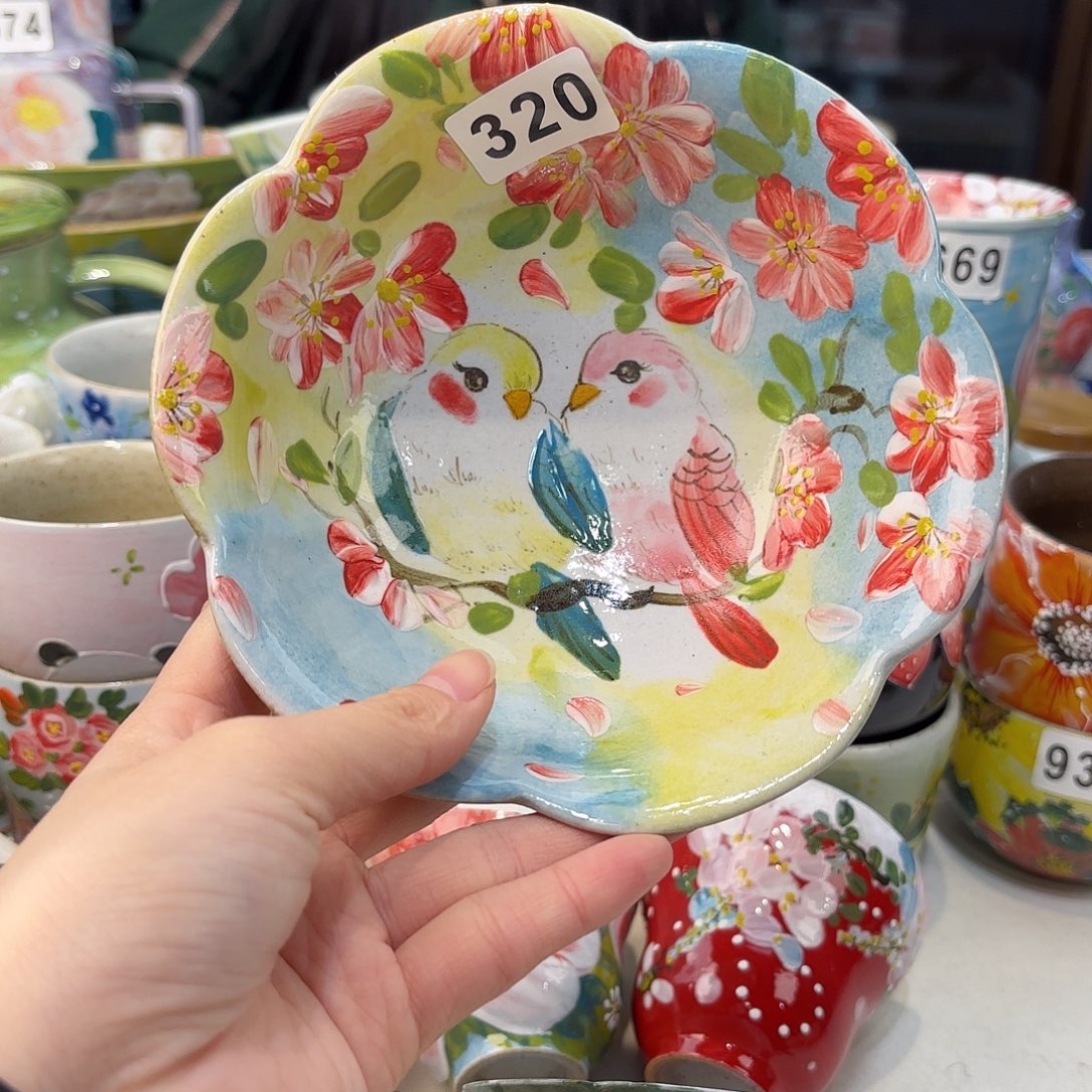 瓷片兔兔好可爱呀打