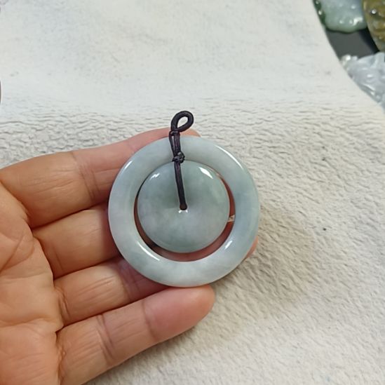 翡翠颈饰未镶嵌翡翠颈饰末镶嵌