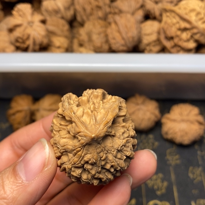 *****文玩核桃吊坠文玩核桃异形单只