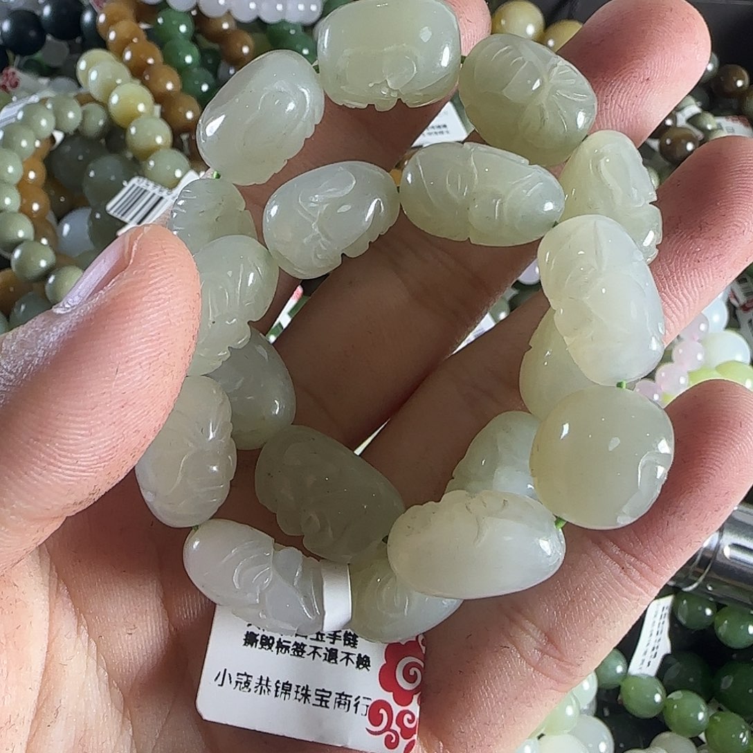 和田玉手链未镶嵌52