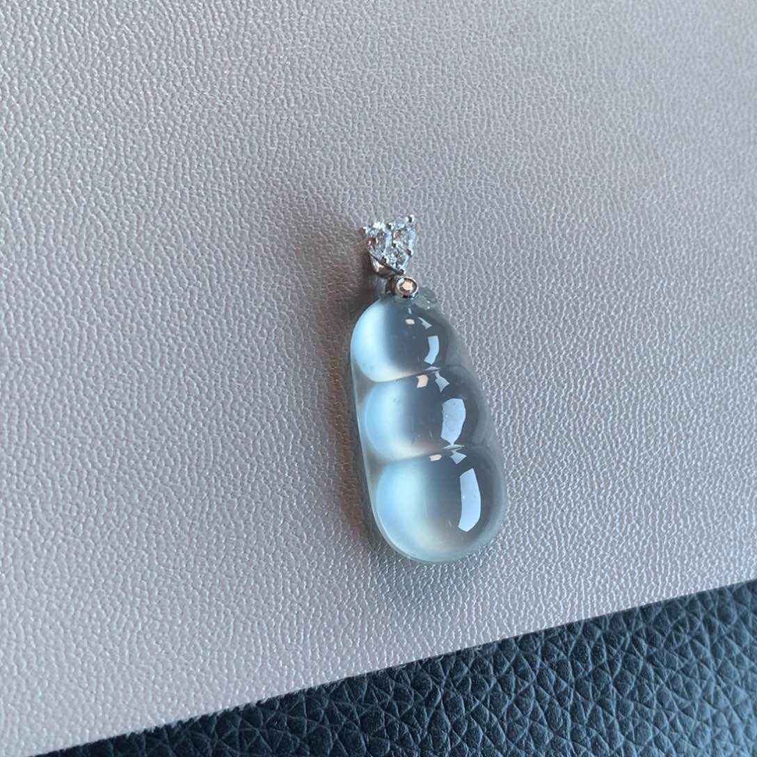 翡翠颈饰18K金镶嵌天然翡翠