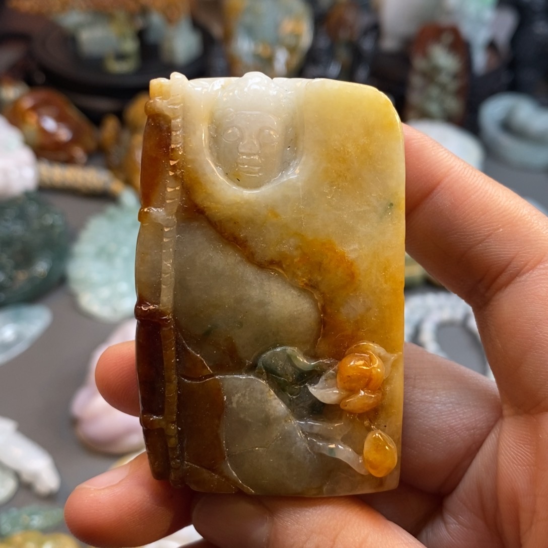 翡翠颈饰未镶嵌特色38