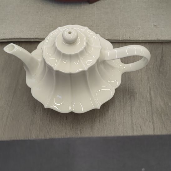 定窑白瓷灯笼壶纯手工