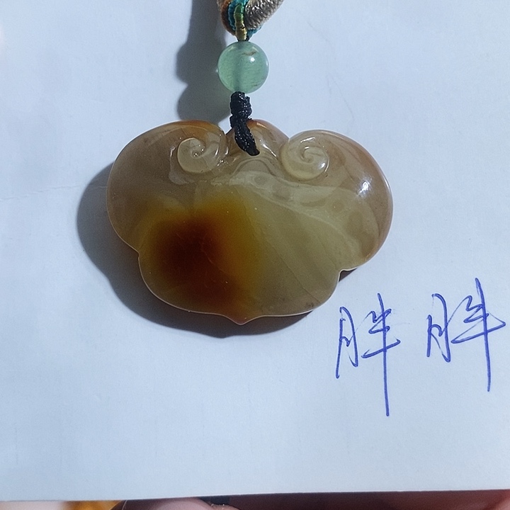 琥珀颈饰未镶嵌琥珀蜜蜡