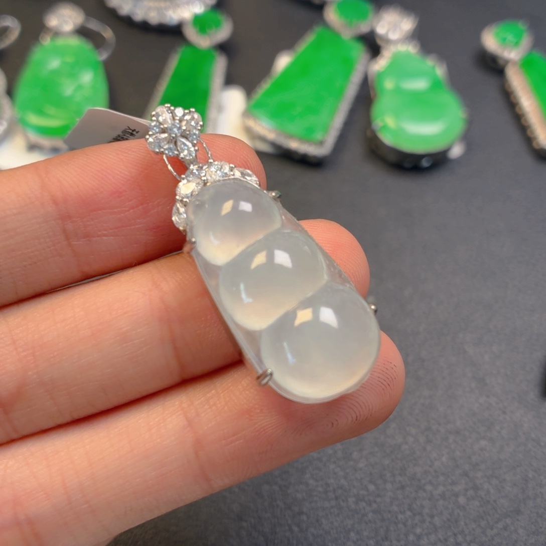 翡翠银S925镶嵌颈饰