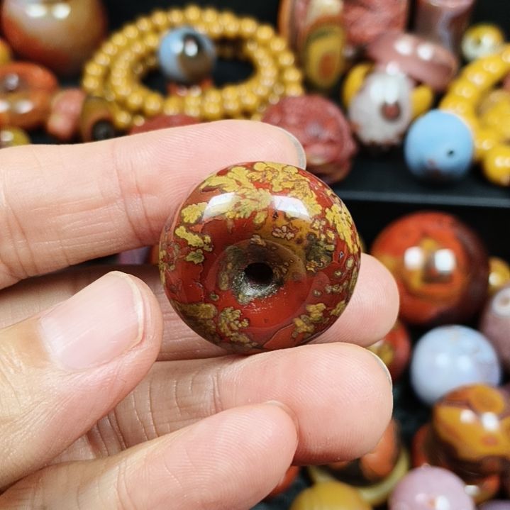 【闪购商品】未镶嵌玛瑙/玉髓珠宝奇石龙*阁