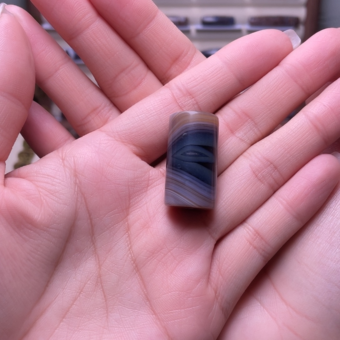 崇***少玛瑙/玉髓未镶嵌颈饰