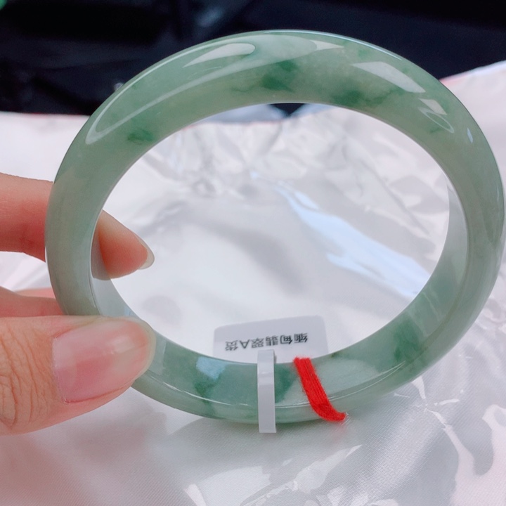 平***淡翡翠未镶嵌手镯63圈