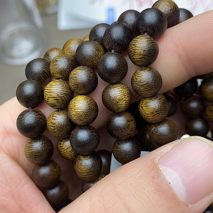 沉香碎屑沉香海南莺歌绿108颗121号