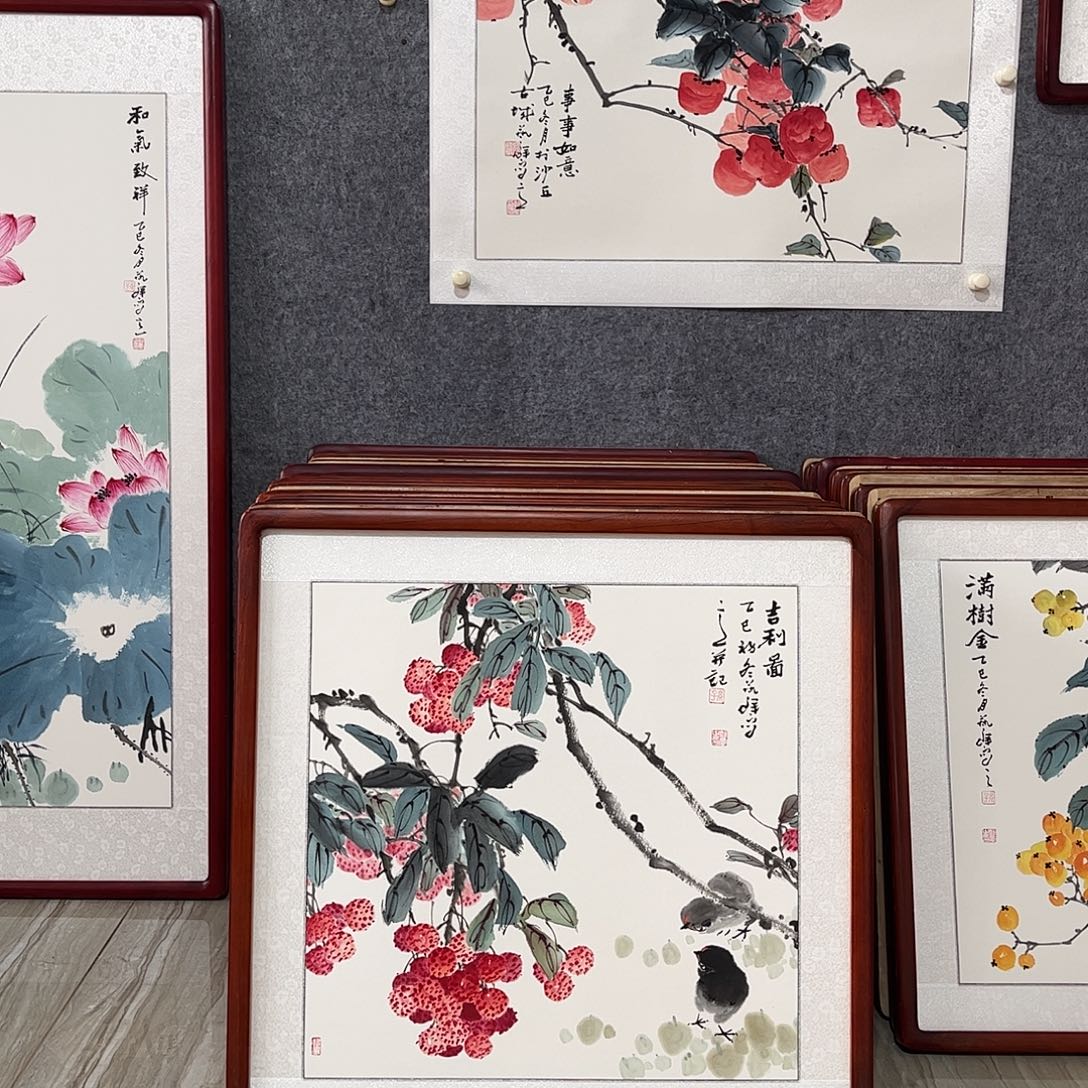 国画书画作品带框63×63