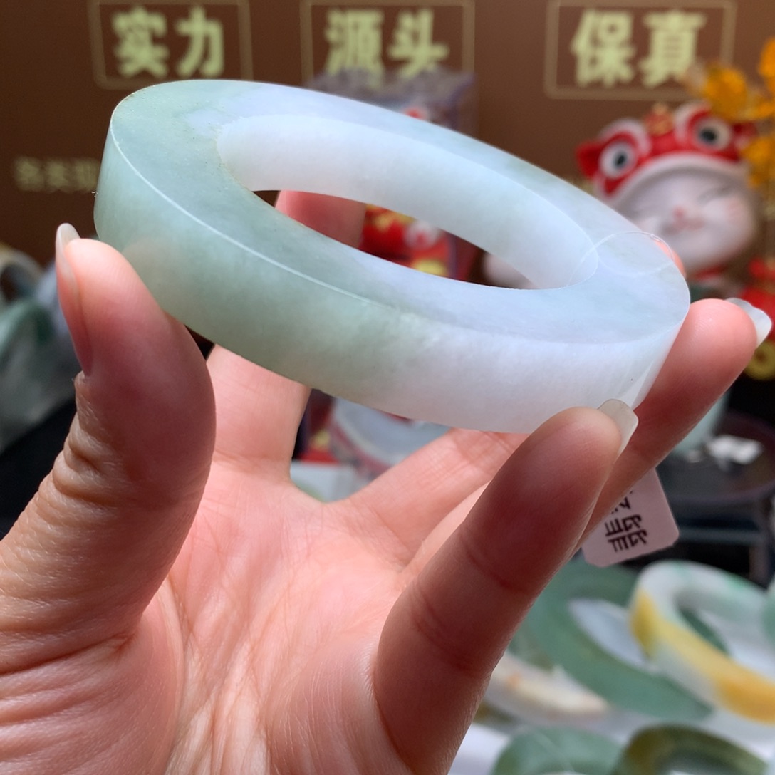 定制翡翠手镯未镶嵌