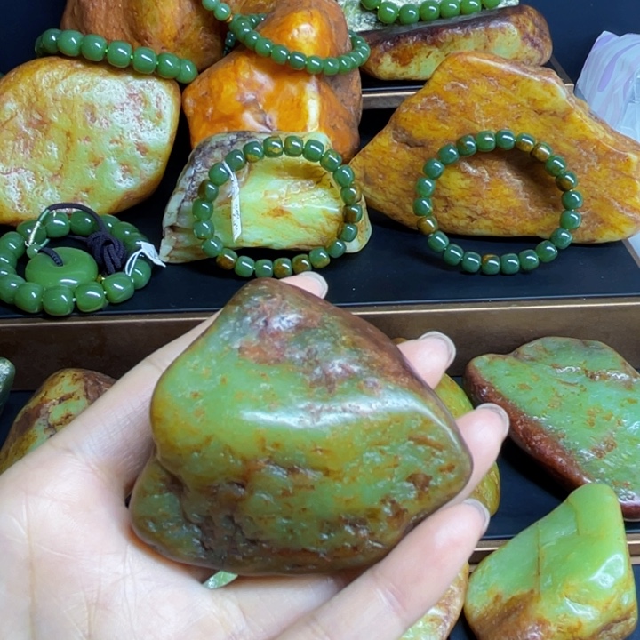 海***川和田玉未镶嵌手链