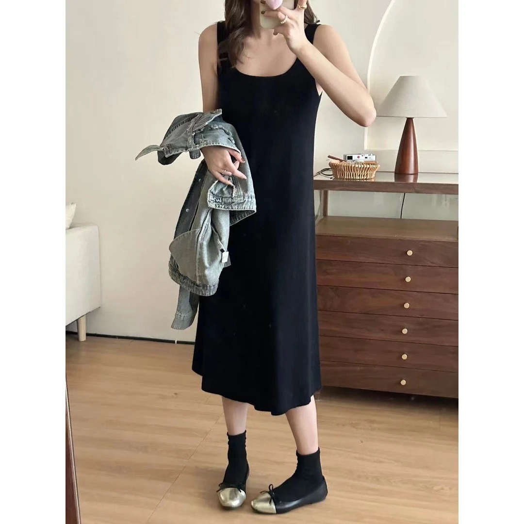 2025秋韩版方U领吊带背心针织连衣裙女中长款黑色内搭长裙A版显瘦