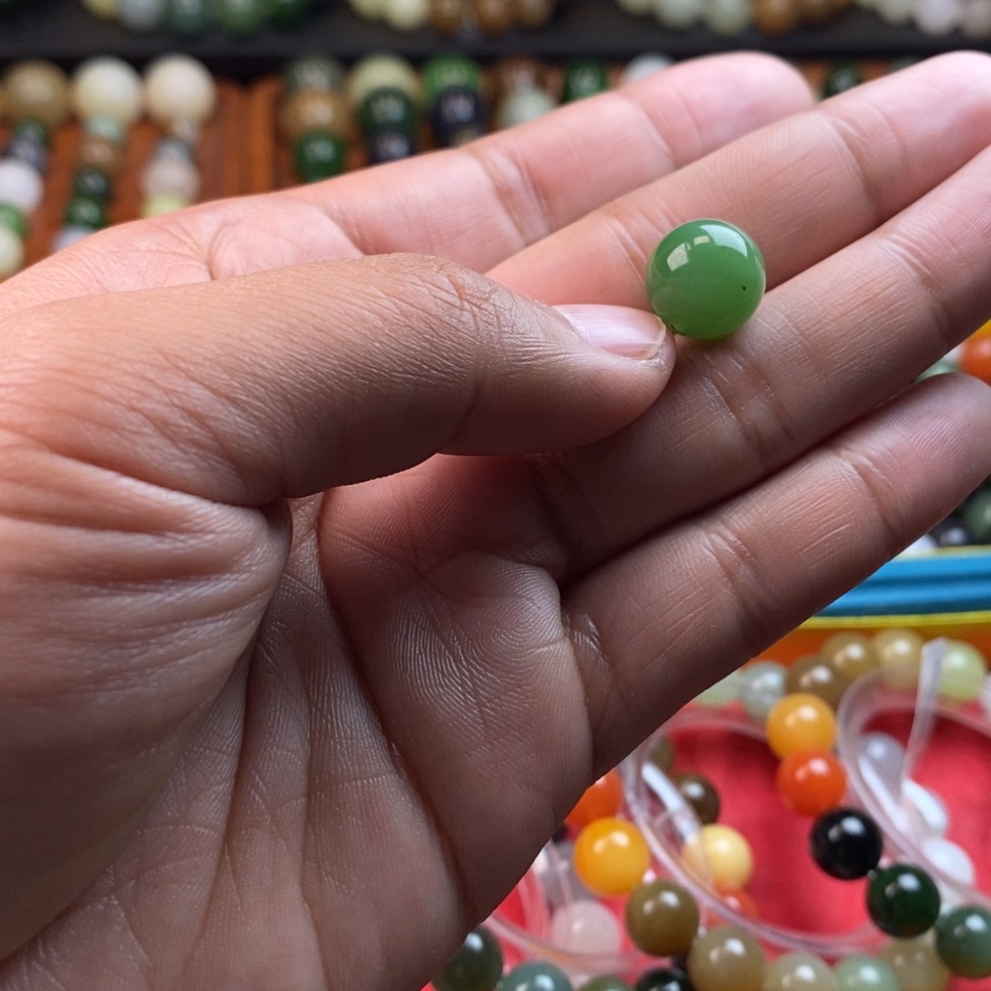 和田玉未镶嵌珠宝奇石卡12