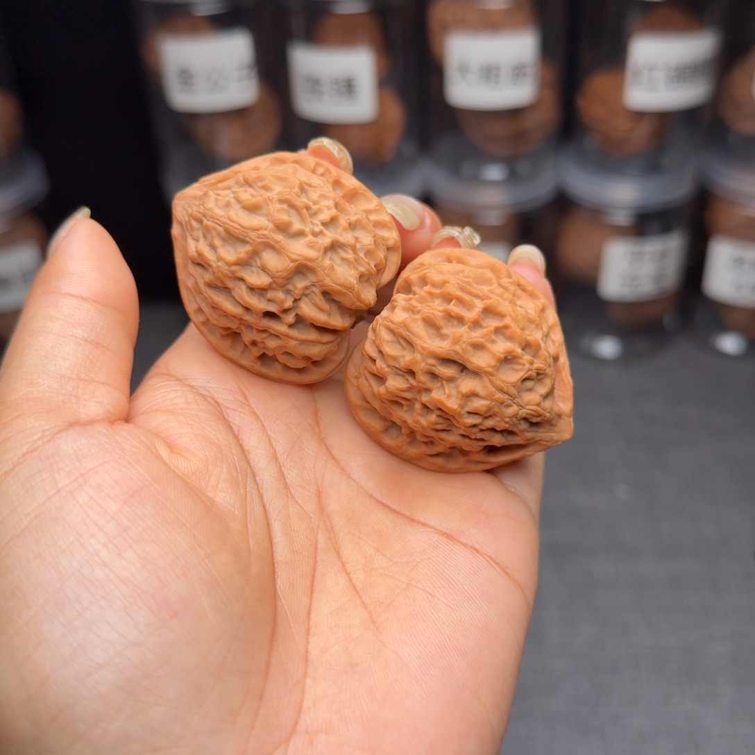 把件文玩核桃全品金牛