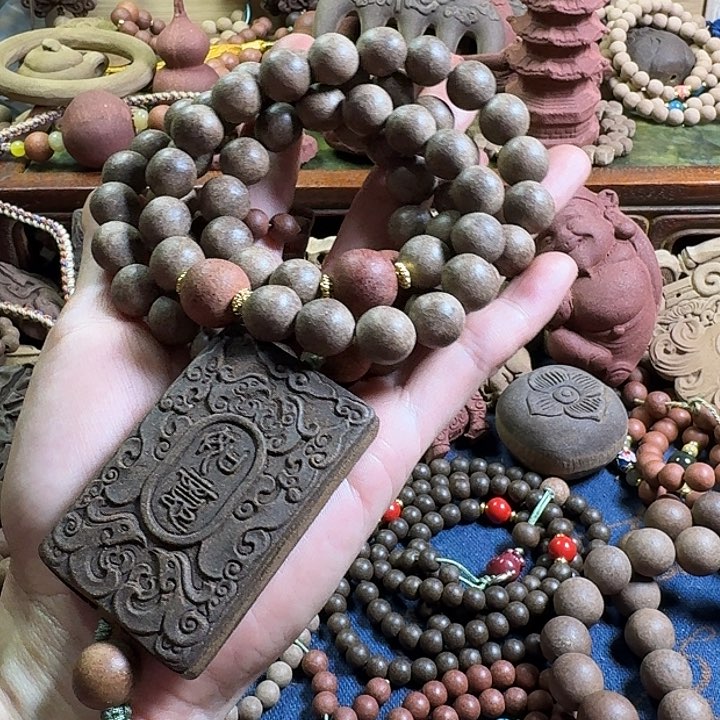 荀令十里香古方1.2珠微瑕66子脖挂